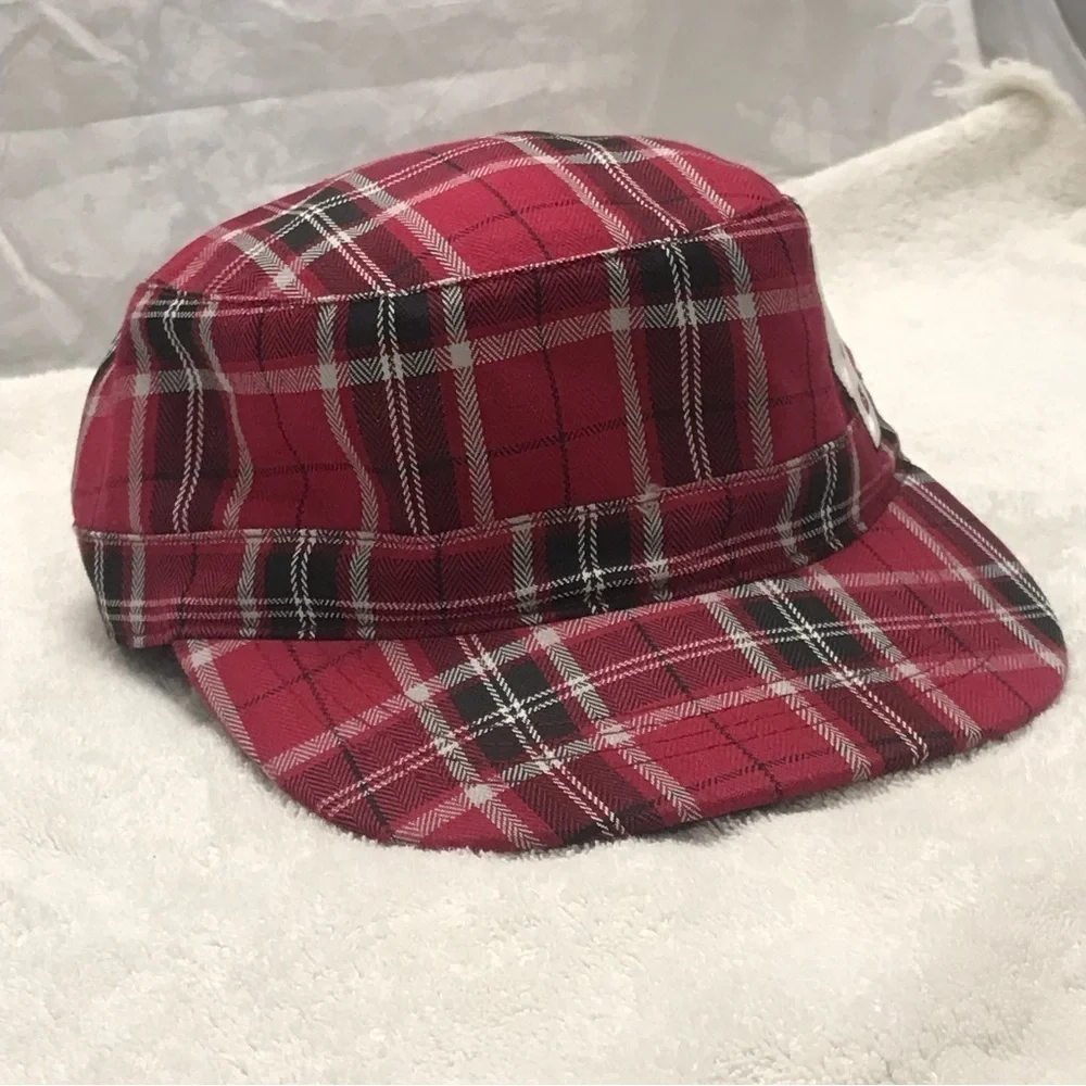 Captivating Headgear University of Oklahoma Sooners Woman's Flat Top Cap